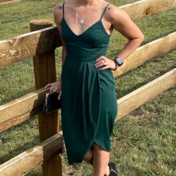 Lulus Reinette V-Neck Midi Dress in Dark Green